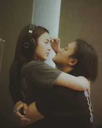 8 Potret Gaya Pacaran Rizky Febian dan Mahalini yang Doyan Umbar Kemesraan, Dituding Berlebihan Hingga Diminta Netizen Segera Nikah