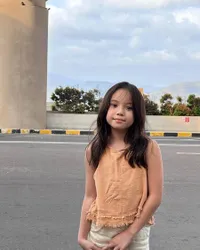 8 Potret Gempi yang Kian Beranjak Remaja, Ajak Sang Ibu untuk Trip dan Quality Time Berdua hingga Enggan Untuk Digendong
