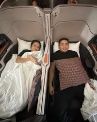 8 Potret Gritte Agatha Liburan ke Hong Kong Bersama Suami, Netizen Tak Menyangka Mereka Sudah Menikah - Masih Seperti Pacaran 