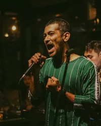 8 Potret Haikal Attamimi Putra Hamdan ATT yang Jarang Tersorot, Jadi Musisi Jazz dan Seorang Sarjana Hukum 