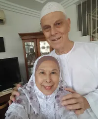 8 Potret Ibunda Mendiang Ashraf Sinclair yang Produktif, Kini Jadi Pengusaha Selai dan Bumbu