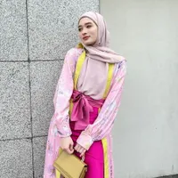 8 Potret Inara Rusli dan Zaskia Gotik Hadiri Fashion Show, Ramai Disebut Mirip