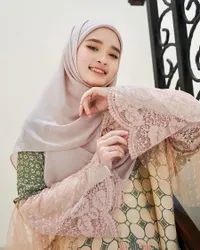 8 Potret Inara Rusli Ramai Dihujat Usai Unggah Foto Lawas Tak Pakai Hijab, Balas Netizen Dengan Kalimat Menohok