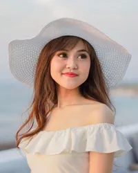 8 Potret Indrayani Rusady Keponakan Paramitha Rusady yang Cantik Memesona, Selebgram Hits Dengan Jutaan Followers