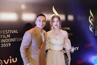 8 Potret Istri Randy Pangalila yang Pernah Divonis Kanker, Sempat Diduga Sulit Punya Keturunan - Kini Hidup Bahagia dengan 2 Buah Hati