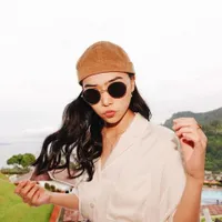 8 Potret Isyana Sarasvati Tampil Lebih Fresh dengan Model Rambut Pendek, Disebut Ganteng - Tubuh Makin Kurus Jadi Sorotan