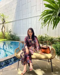 8 Potret Jennifer Dunn Jalani Operasi Potong Lambung Demi Turunkan Berat Badan, Pamer Senyum Bahagia di Rumah Sakit