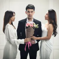8 Potret Jonathan Frizzy Bintang 'TAKDIR CINTA YANG KUPILIH' Bersama Anak-Anaknya yang Menggemaskan, Selalu Sempatkan Quality Time di Sela Syuting