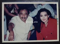 8 Potret Kabar Terbaru Eva Arnaz Usai Hilang Dari Dunia Hiburan, Dulu Disebut Artis Bom Seks - Kini Berhijab Syari