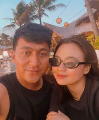 8 Potret Kebersamaan Aulia DA dengan Sang Kekasih Laode Nafsahu, Quality Time Mulai Dari yang Sederhana Sampai Mewah