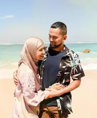 8 Potret Kebersamaan Shireen Sungkar dan Teuku Wisnu Jadi Pasutri Harmonis, Dulu Pernah Saling Benci - Sampai Berdoa Gak Mau Berjodoh