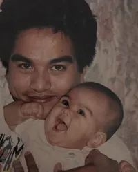 8 Potret Kedekatan Eva Celia dan Indra Lesmana, Sang Ayah Bahagia Putrinya Baru Saja Dilamar
