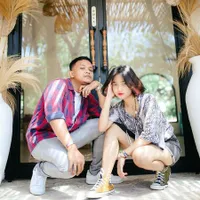 8 Potret Kedekatan Tubagus Joddy dan Fuji Adik Bibi Ardiansyah, Saking Akrabnya Dikira Netizen Pacaran