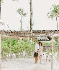 8 Potret Keharmonisan Surya Insomnia dan Istri yang Sudah 10 Tahun Menikah