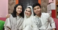 8 Potret Keisyah Alma Putri Bungsu Ratna Listy yang Jarang Tersorot, Sudah Jadi ABG dan Makin Menawan