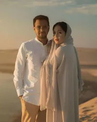 8 Potret Keluarga Raffi Ahmad dan Nagita Slavina Seru-seruan di Padang Pasir, Gaya Rayyanza Pakai Outfit Bak Warga Lokal Bikin Gemas