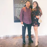 8 Potret Keluarga Vega Darwanti dan Dema Sany Sanjaya yang Harmonis Selama 13 Tahun, 2 Anaknya Kini Beranjak Remaja