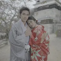 8 Potret Kemesraan Junior Roberts dan Ochi Rosdiana di Sinetron SCTV 'RINDU BUKAN RINDU', Tampil Kompak Kenakan Kimono