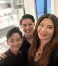 8 Potret Kenzou Leon Anak Tamara Bleszynski yang Sudah Beranjak Remaja, Hangout Bareng Teuku Rassya Sama-Sama Ganteng dan Curi Perhatian