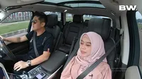 8 Potret Keseruan Lesti di Vlog Boy William, Ceritakan Perjalanan Kisah Cintanya - Berkomitmen dengan Rizky Billar yang Bukan Settingan 