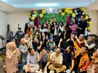 8 Potret Keseruan Pesta Ulang Tahun Fildan Rahayu, Dimeriahkan Para Pedangdut Lintas Generasi