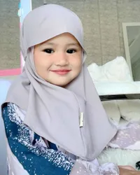 8 Potret Khalisa Anak Kartika Putri yang Kini Makin Cantik dan Menggemaskan di Usia 2 Tahun, Baju Branded Sering Jadi Sorotan