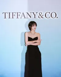 8 Potret Kim Da Mi yang Bikin Pangling dengan Rambut Baru, Mendadak Bondol Saat Hadir di Event Tiffany & Co. - Banjir Pujian dari Fans