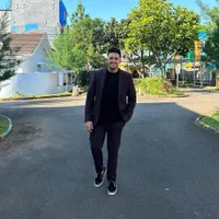 8 Potret Ladislao, Pria Bule yang Dikabarkan Dekat Dengan Nathalie Holscher - Mantan Kekasih Amanda Gonzales