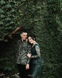 8 Potret Lamaran Adjis Doaibu dan Ulfa Triani, Akhirnya Mantap Melangkah ke Jenjang yang Lebih Serius Setelah Sempat Putus-Nyambung 