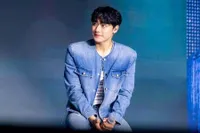 8 Potret Lee Do Hyun Sukses Gelar Fanmeeting Bertajuk ‘Re Do Hyun’ di Jakarta 