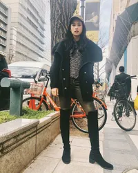 8 Potret Liburan Maudy Ayunda di Jepang, Bareng Keluarga & Pacar!