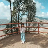 8 Potret Liburan Seru Gisella Anastasia dan Gempi ke Gunung Bromo, Serasa Kakak Beradik - si Kecil Berani Naik Kuda Sendiri