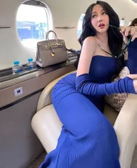 8 Potret Lucinta Luna yang Naik Private Jet, Elegan Bak Perempuan Sosialita