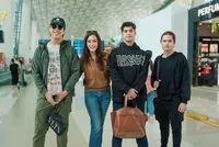 8 Potret Maia Estianty Nonton Konser Bruno Mars di Singapore Bersama Anak-Anaknya, Disebut Bak Kakak-Adik - Netizen Cari-Cari Elsa Japasal