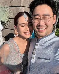 8 Potret Maudy Ayunda Tampil Stunning Bak Wanita India di Pesta Pernikahan