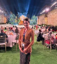 8 Potret Maudy Ayunda yang Cantik Kenakan Kebaya Saat Jadi Jubir di KTT G20, Netizen: G20 Ngundang Bidadari Juga?