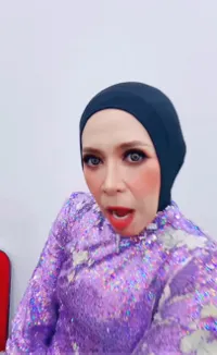 8 Potret Melly Goeslaw yang Disebut Kelewat Kurus dan Mirip Aming, Netizen: Definisi Cantik Tak Selalu Harus Langsing