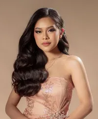 8 Potret Melly Lee Rayakan Ultah yang ke-20, Karier Makin Bersinar!