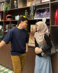 8 Potret Mesra Alvin Faiz dan Henny, Didoakan Punya Anak Lagi Oleh Netizen