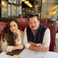 8 Potret Nafa Urbach Pajang Foto Bareng Zack Lee, Ramai Didoakan Rujuk