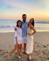 8 Potret Natasha Benita Adik Ipar Raline Shah yang Cantik Imut-Imut Ternyata Jebolan Kampus Australia, Jago Nyanyi - Pernah Jadi Manajer Artis