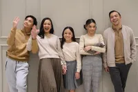 8 Potret Nola B3 Pamer Babybump Kehamilan Anak ke-4 di Usia 42 Tahun, Aura Bumil Cantik Jadi Sorotan