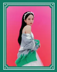 8 Potret Outfit Keren BLACKPINK di Season Greeting 2021, Padukan Item Fashion Mewah dengan yang Murah