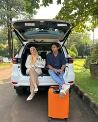 8 Potret Para Pemain Sinetron 'TAJWID CINTA' Saat Hang Out Bareng di Sela Syuting yang Padat - Hangat dan Kompak Abis