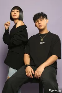 8 Potret Pasangan Musisi Rinni Wulandari dan Jevin Julian yang Stylish Parah Bak ABG - Jeans Robek Bikin Kece