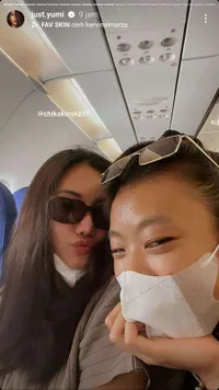 8 Potret Pasangan Sesama Jenis Chika Kinsky & Yumi Kwandy Liburan ke Bali, Bahagia Habiskan Waktu Bersama Buah Hati dan Calon Mertua