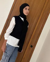 8 Potret Paula Verhoeven Cantik Saat Kenakan Hijab, Banjir Pujian Hingga Didoakan Istiqomah