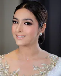 8 Potret Penampilan Cantik Nabila Syakieb di Hari Pernikahan Ali Syakieb dan Margin Wieheerm, Tampil Memesona Pakai Kebaya