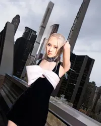 8 Potret Penampilan Glamor Rose BLACKPINK Hadiri Met Gala 2021, Sempat Foto Selfie Bareng Gigi Hadid - Olivia Rodrigo