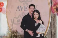 8 Potret Perayaan 1 Bulanan Avery Putri Valencia Tanoe dan Kevin Sanjaya, Pesta Mewah Digelar - Banjir Doa dan Ucapan Selamat 